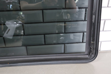 2003-2009 Hummer H2 - Sunroof Glass Window 15781625