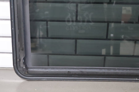 2003-2009 Hummer H2- Sunroof Glass Window 15781625