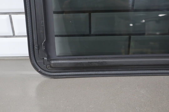 2003 - 2009 Hummer H2 - Sunroof Glass Window 15781625