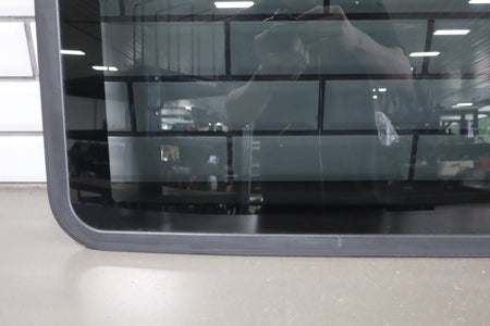 2003-2009 Hummer H2- Sunroof Glass Window 15781625