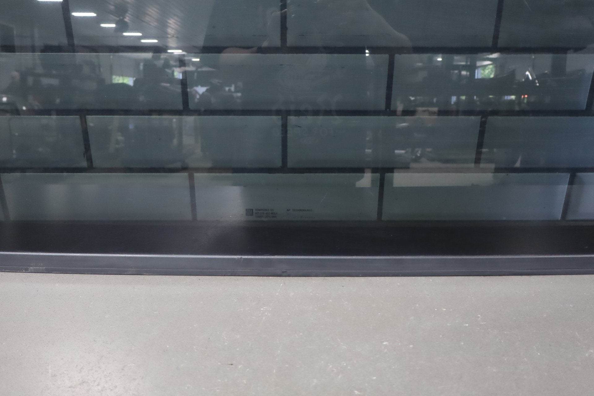 2003-2009 Hummer H2- Sunroof Glass Window 15781625