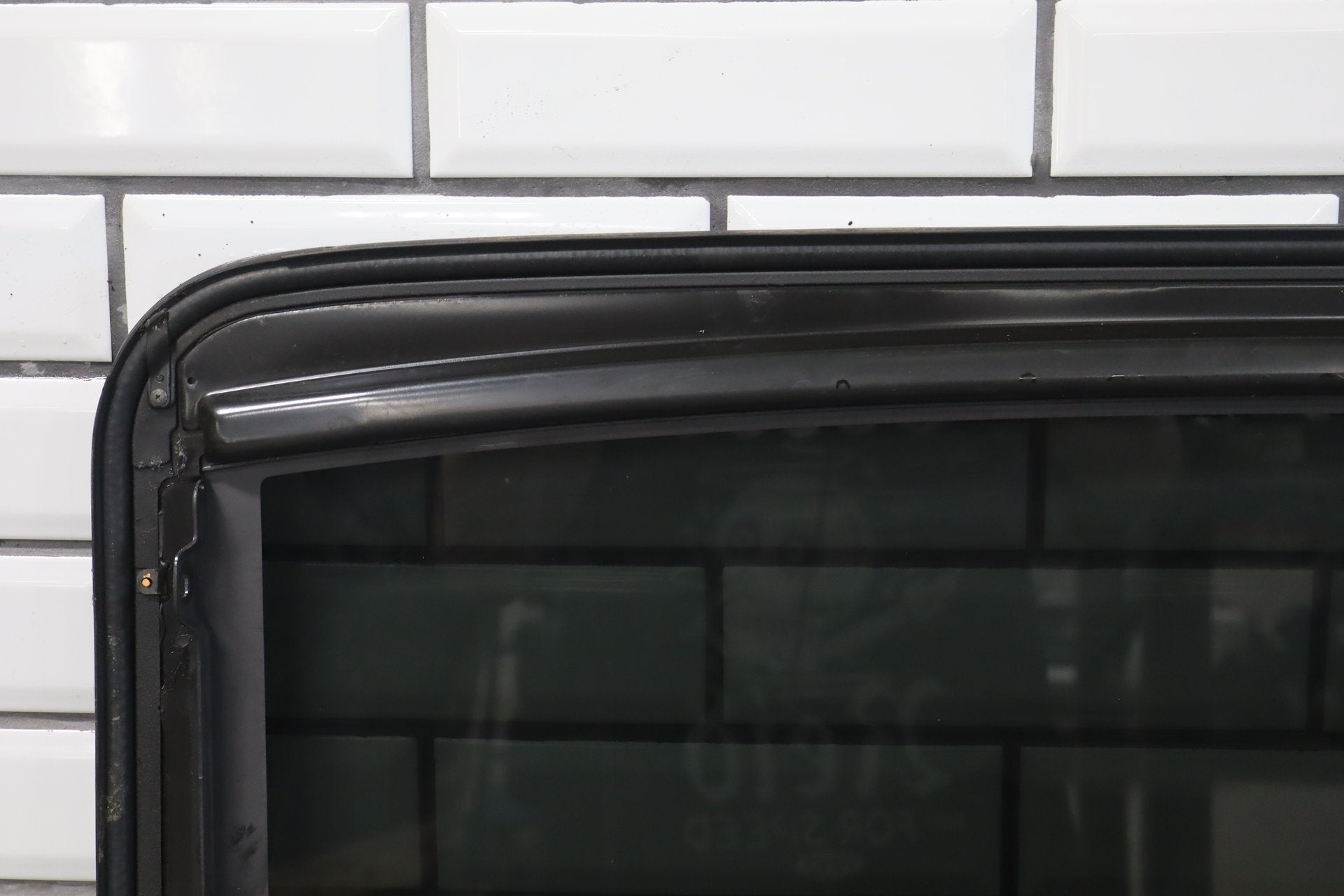 2003-2009 Hummer H2- Sunroof Glass Window 15781625