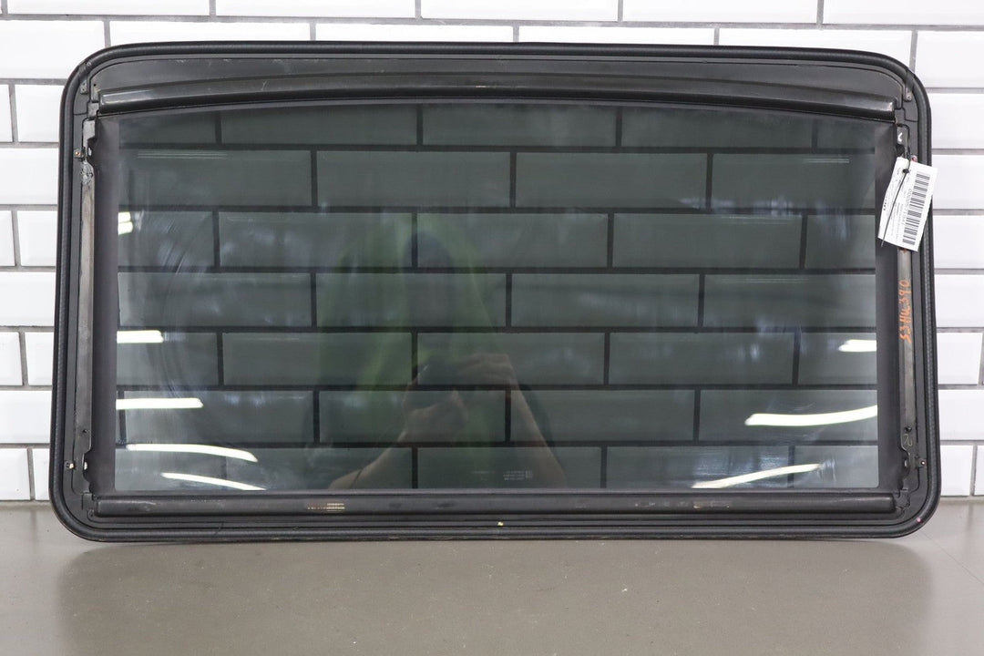 2003 - 2009 Hummer H2 - Sunroof Glass Window 15781625