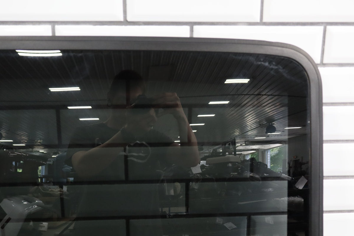 2003-2009 Hummer H2 - Sunroof Glass Window 15781625