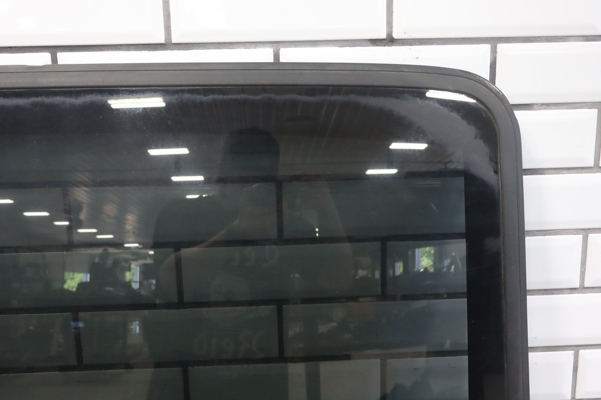 2003-2009 Hummer H2- Sunroof Glass Window 15781625