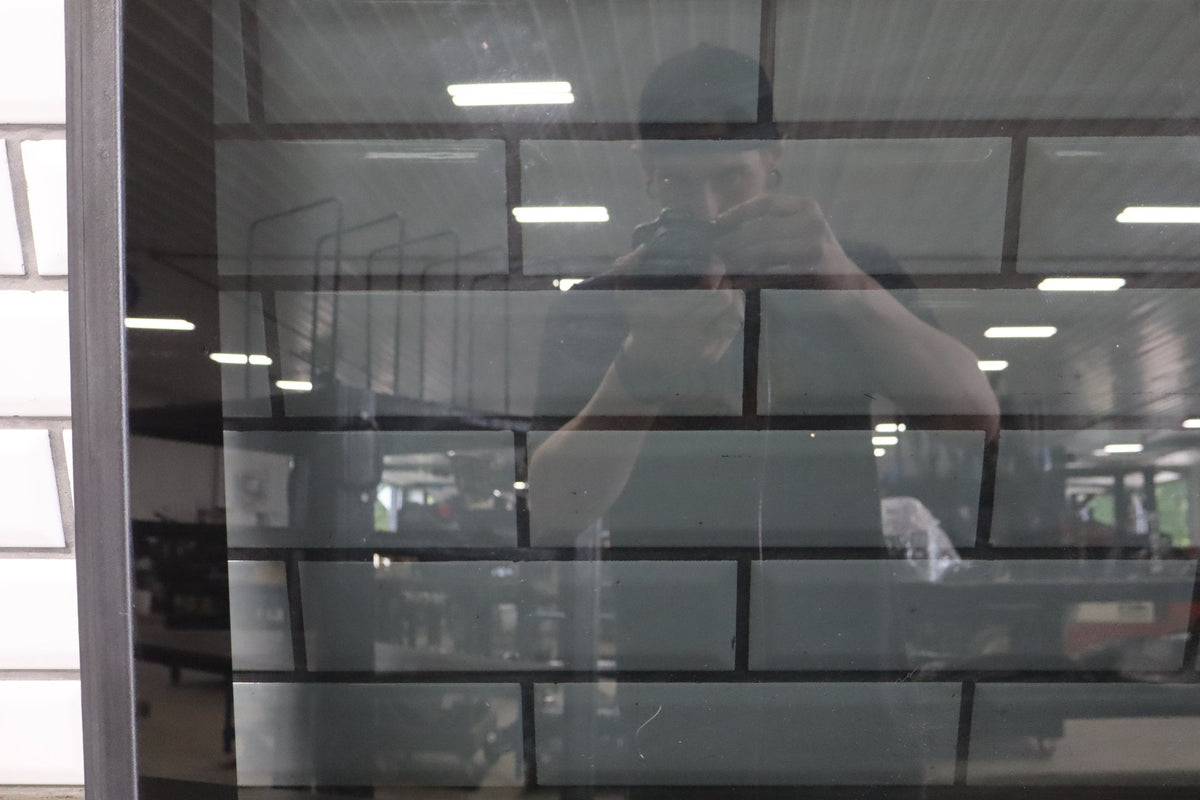 2003-2009 Hummer H2- Sunroof Glass Window 15781625