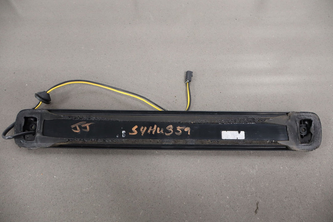 2003 - 2009 Hummer H2 SUV 3rd Brake Light LED