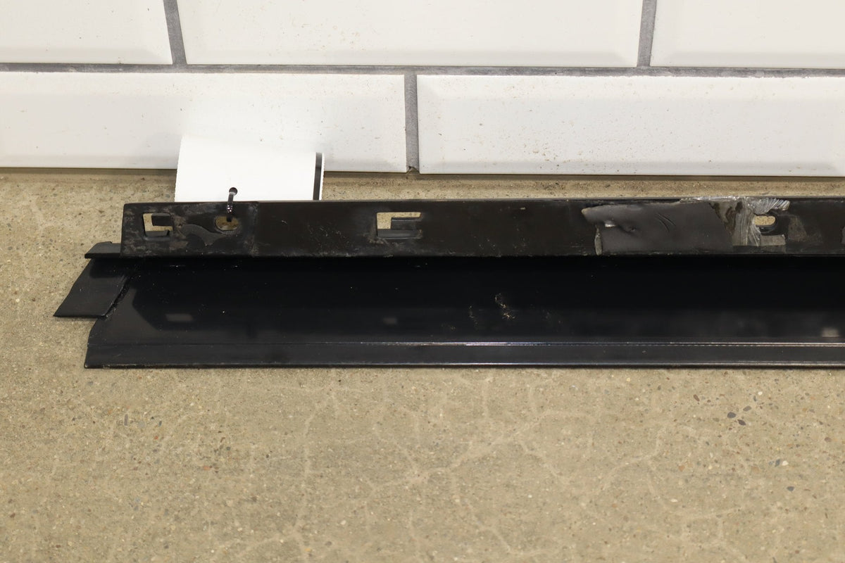 2003-2009 Hummer H2 SUV Driver Left Front Roof Molding 15241411