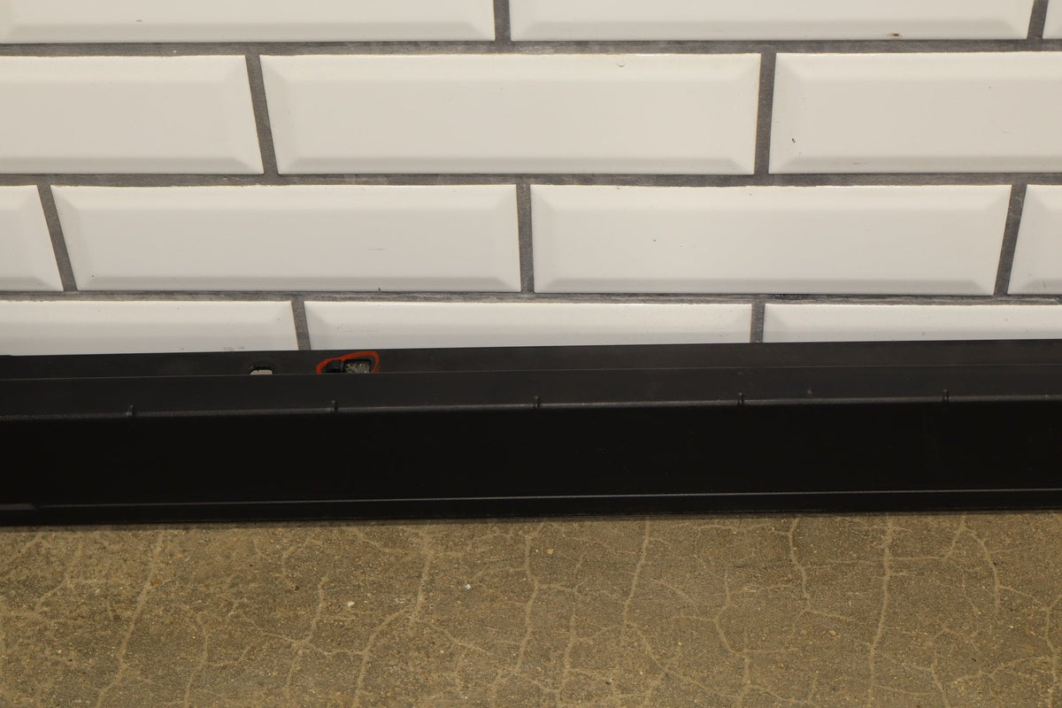 2003-2009 Hummer H2 SUV Driver Left Front Roof Molding 15241411
