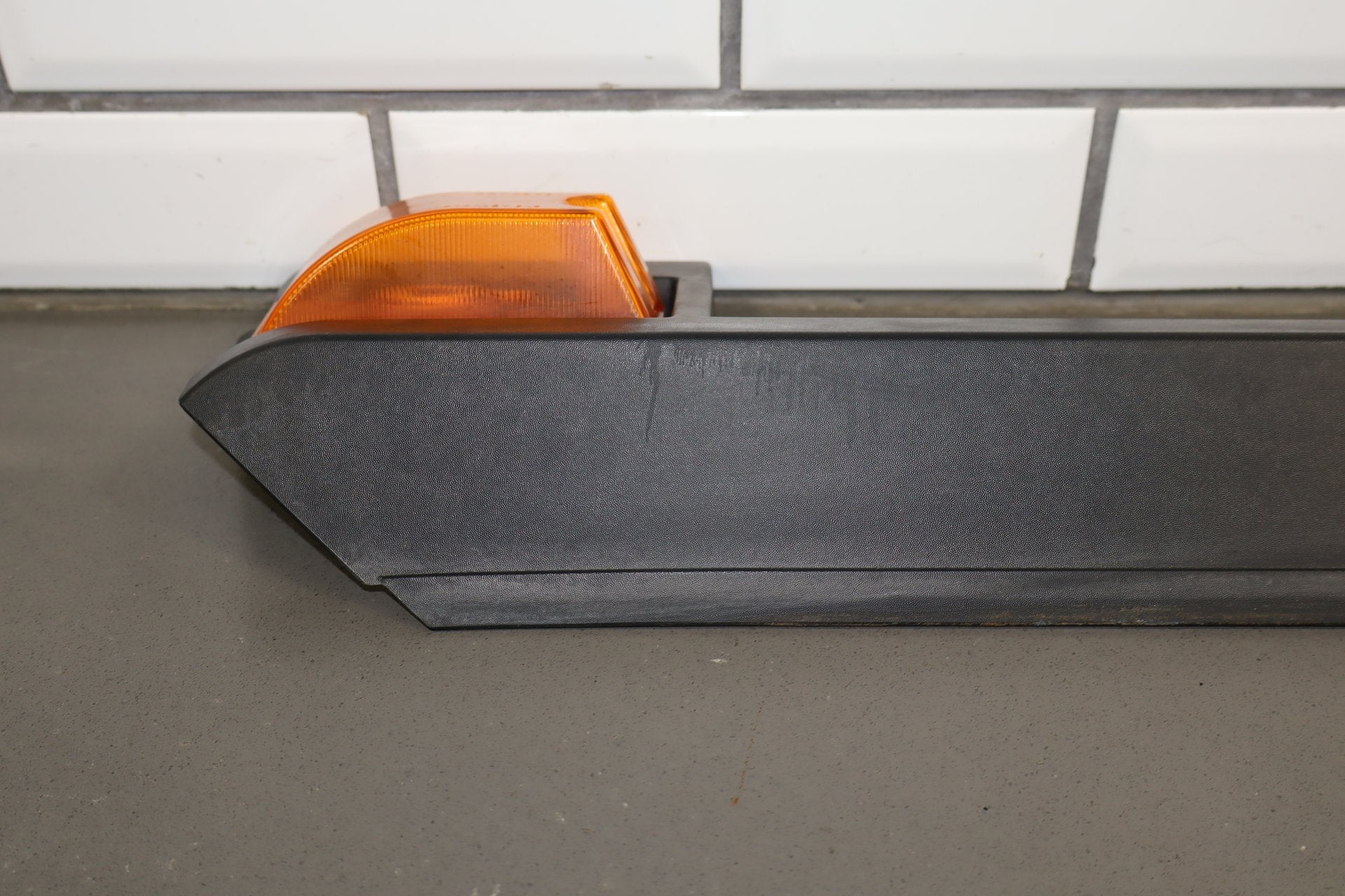 2003-2009 Hummer H2 SUV Driver Left Front Roof Molding {Part Number}
