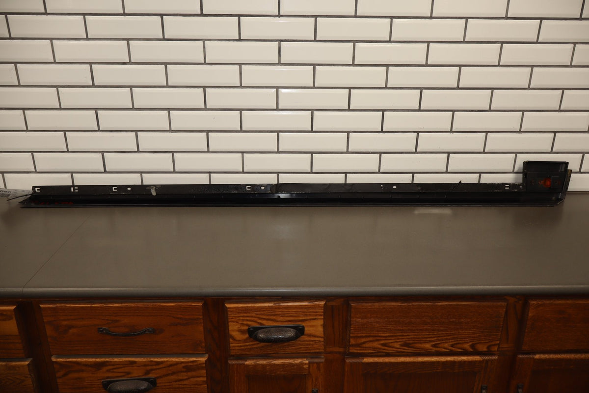 2003-2009 Hummer H2 SUV Driver Left Front Roof Molding {Part Number}