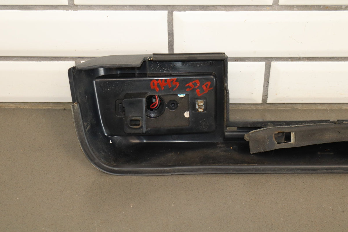 2003-2009 Hummer H2 SUV Driver Left Rear Roof Molding 15241411