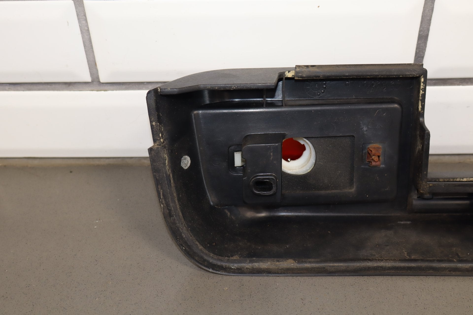 2003-2009 Hummer H2 SUV Driver Left Rear Roof Molding 15241411