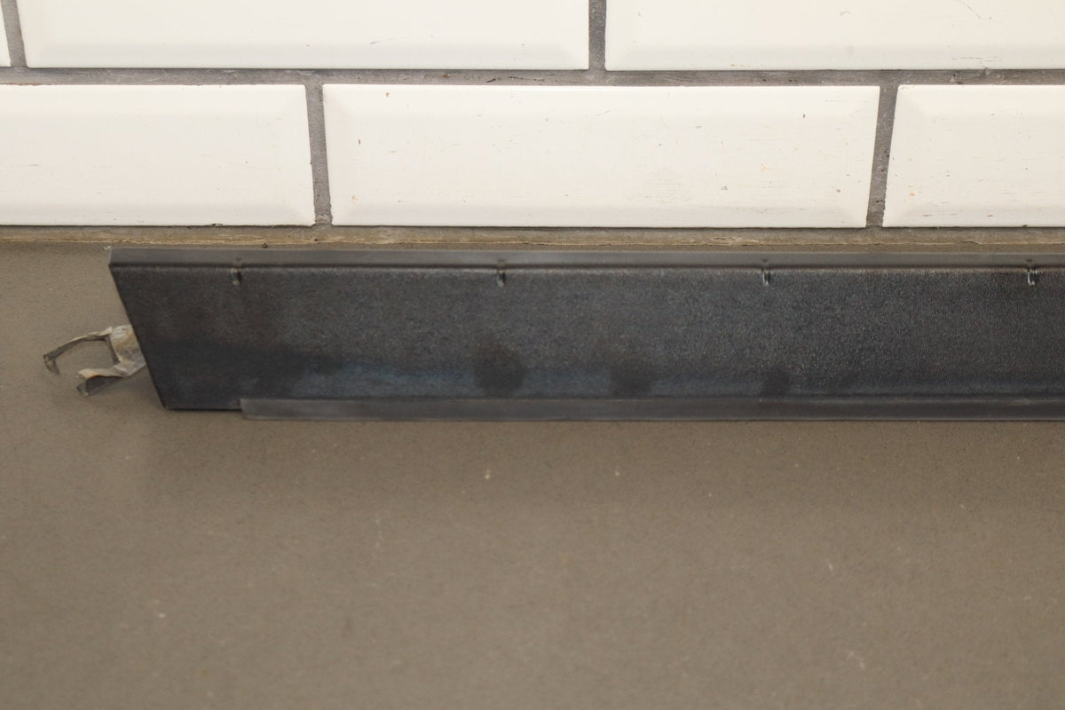 2003-2009 Hummer H2 SUV Driver Left Rear Roof Molding 15241411
