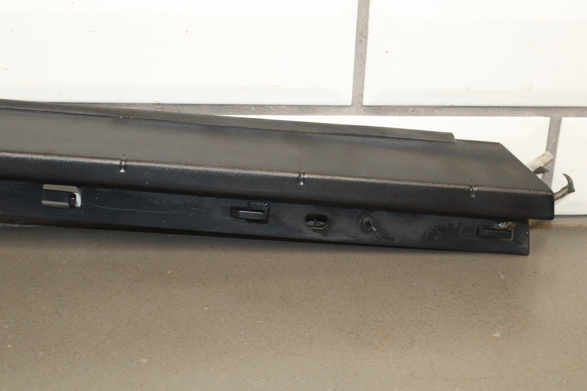 2003-2009 Hummer H2 SUV Driver Left Rear Roof Molding 15241411