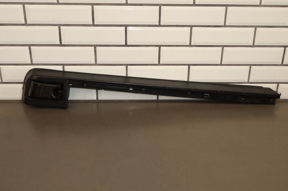 2003-2009 Hummer H2 SUV Driver Left Rear Roof Molding 15241411