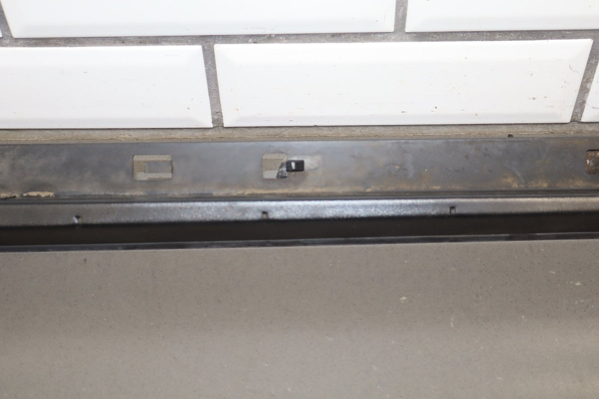 2003-2009 Hummer H2 SUV Driver Left Rear Roof Molding 15241411