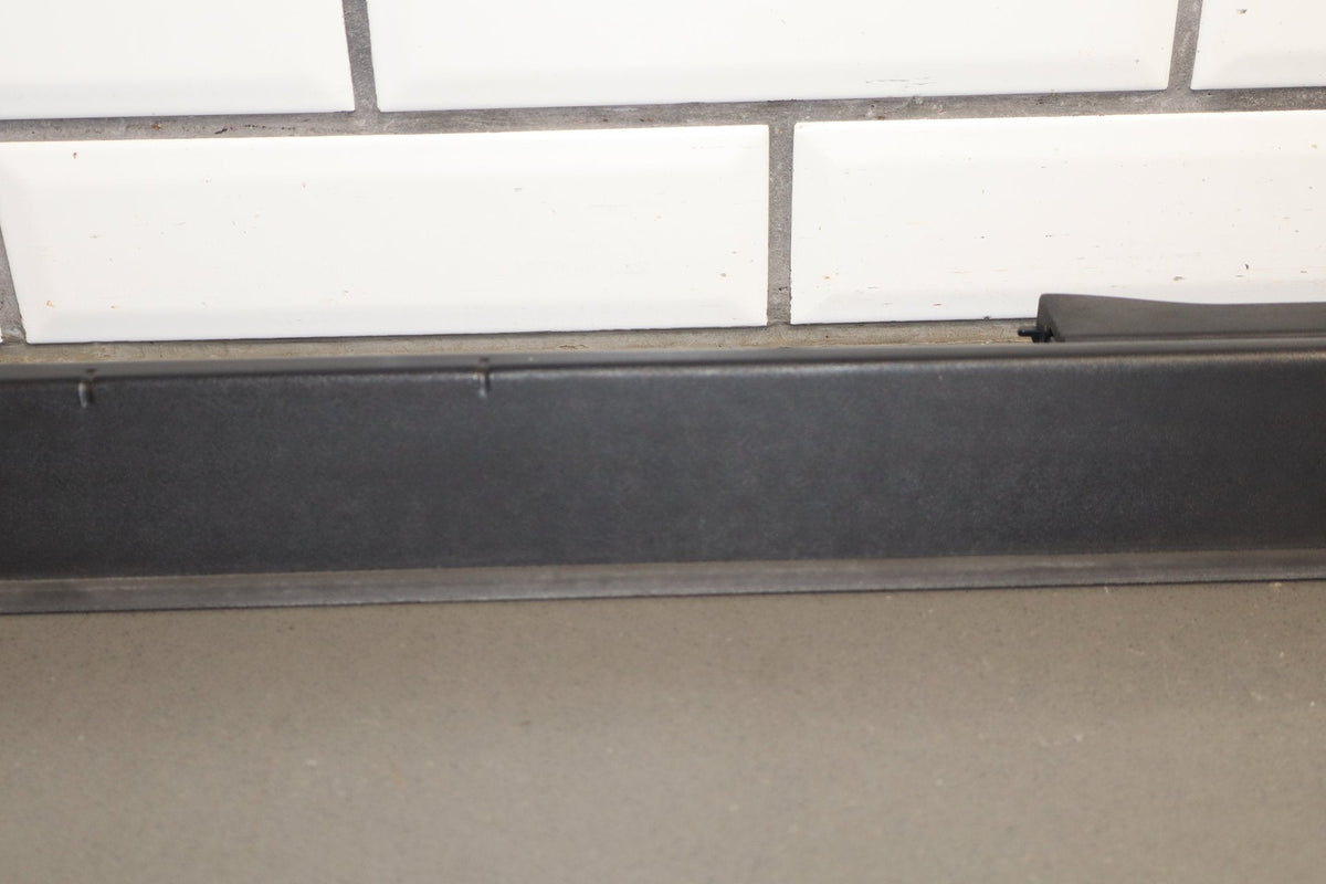 2003-2009 Hummer H2 SUV Driver Left Rear Roof Molding 15241411