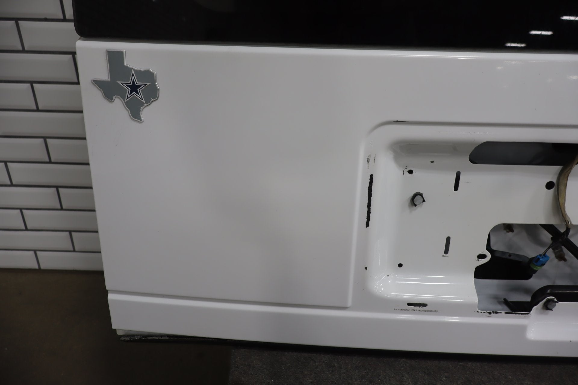 2003-2009 Hummer H2 SUV Hatch Decklid Olympic White 50