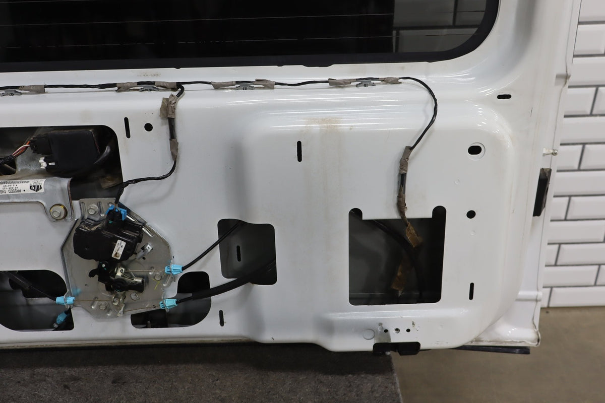 2003-2009 Hummer H2 SUV Hatch Decklid Olympic White 50