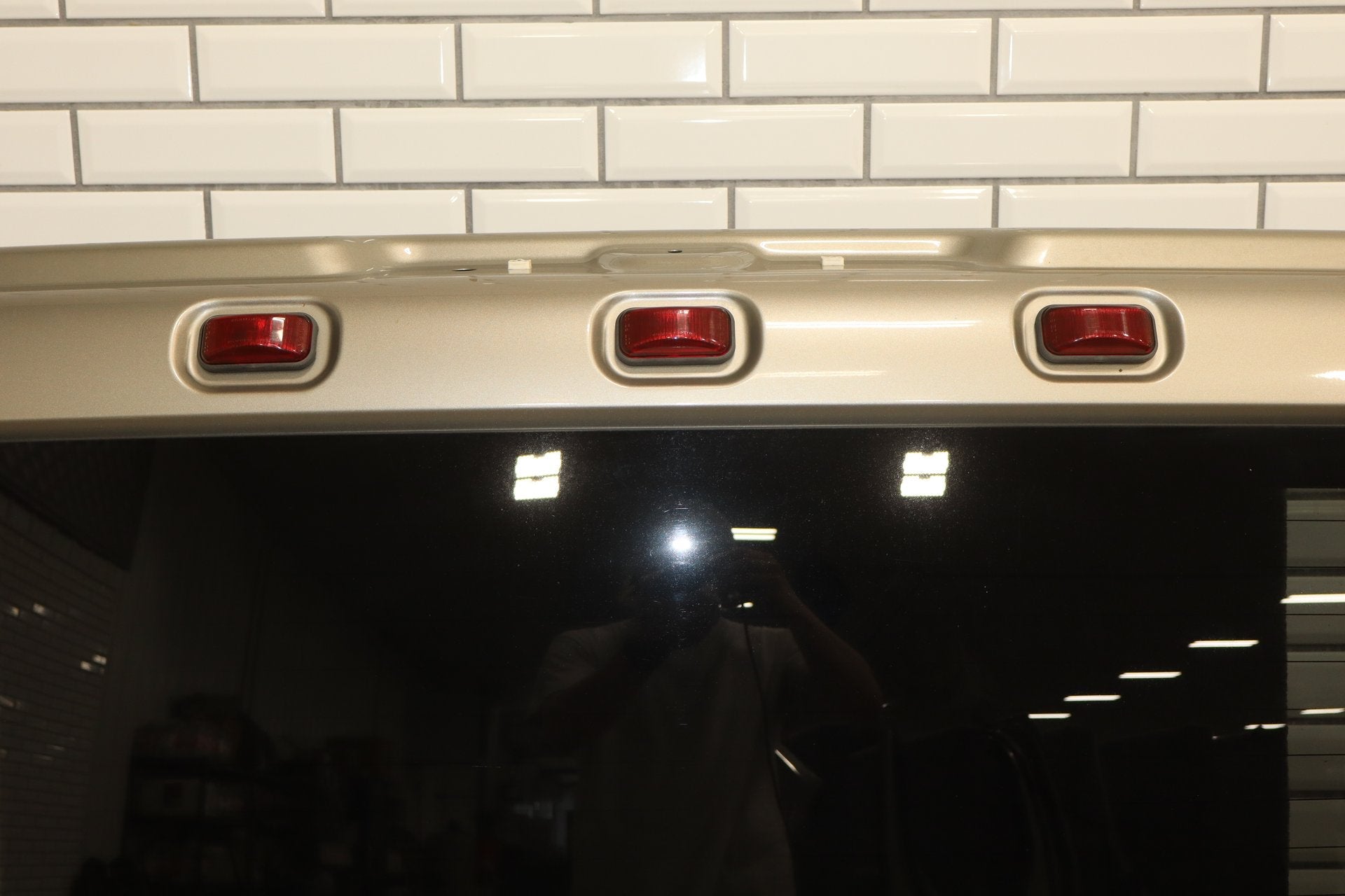 2003-2009 Hummer H2 SUV Hatch Decklid Pewter 11