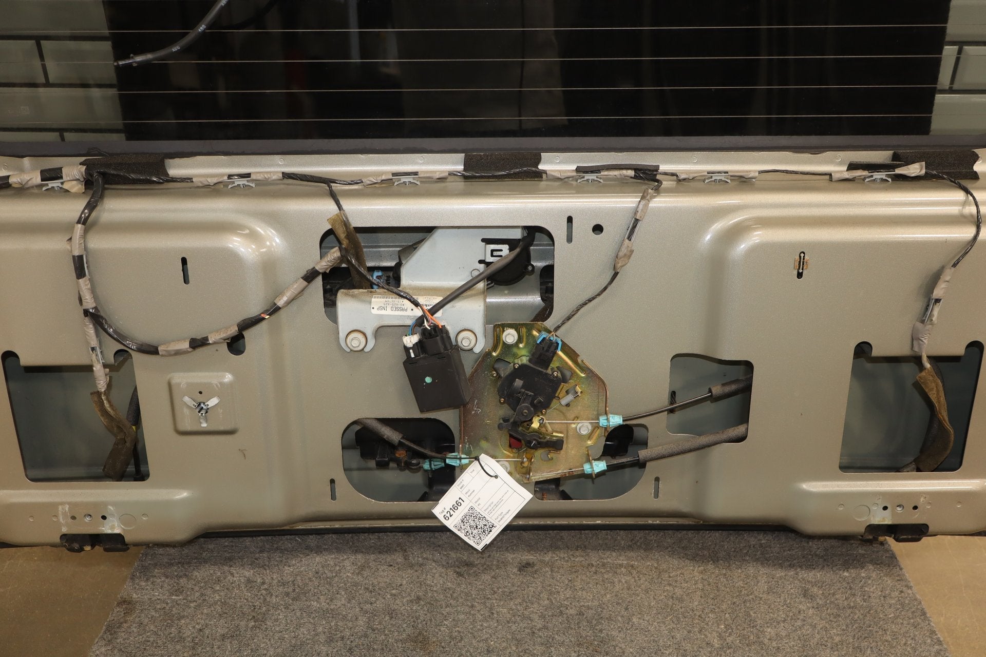 2003-2009 Hummer H2 SUV Hatch Decklid Pewter 11