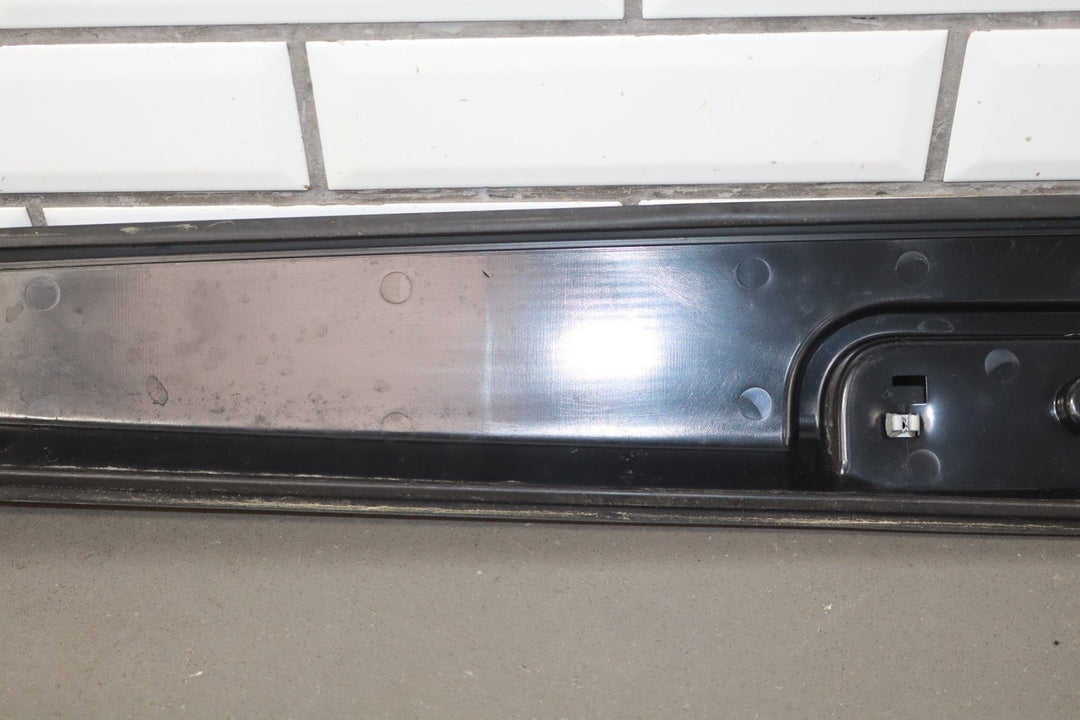 2003 - 2009 Hummer H2 SUV Hatch Upper Spoiler 15114966 *No Lamp*