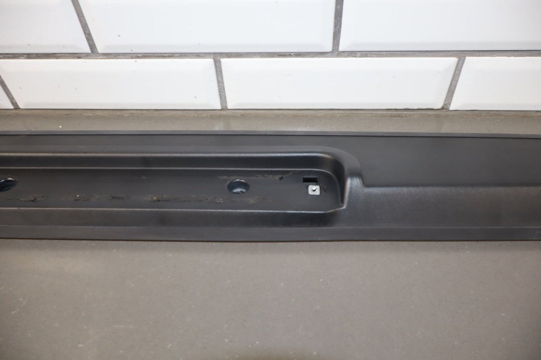 2003 - 2009 Hummer H2 SUV Hatch Upper Spoiler 15114966 *No Lamp*