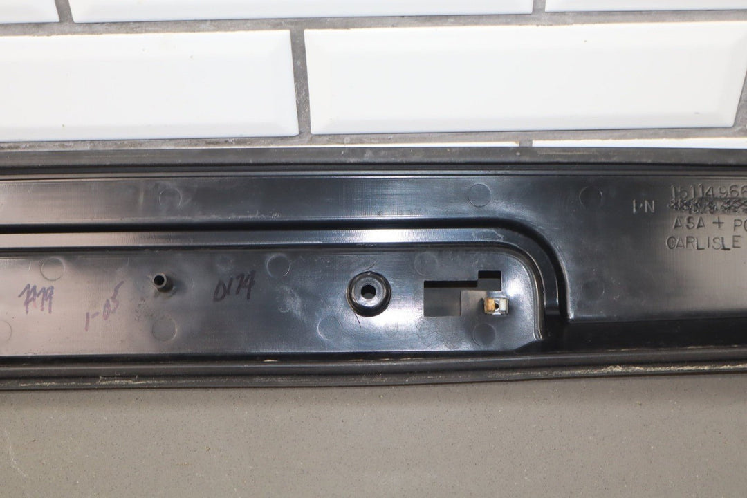 2003 - 2009 Hummer H2 SUV Hatch Upper Spoiler 15114966 *No Lamp*