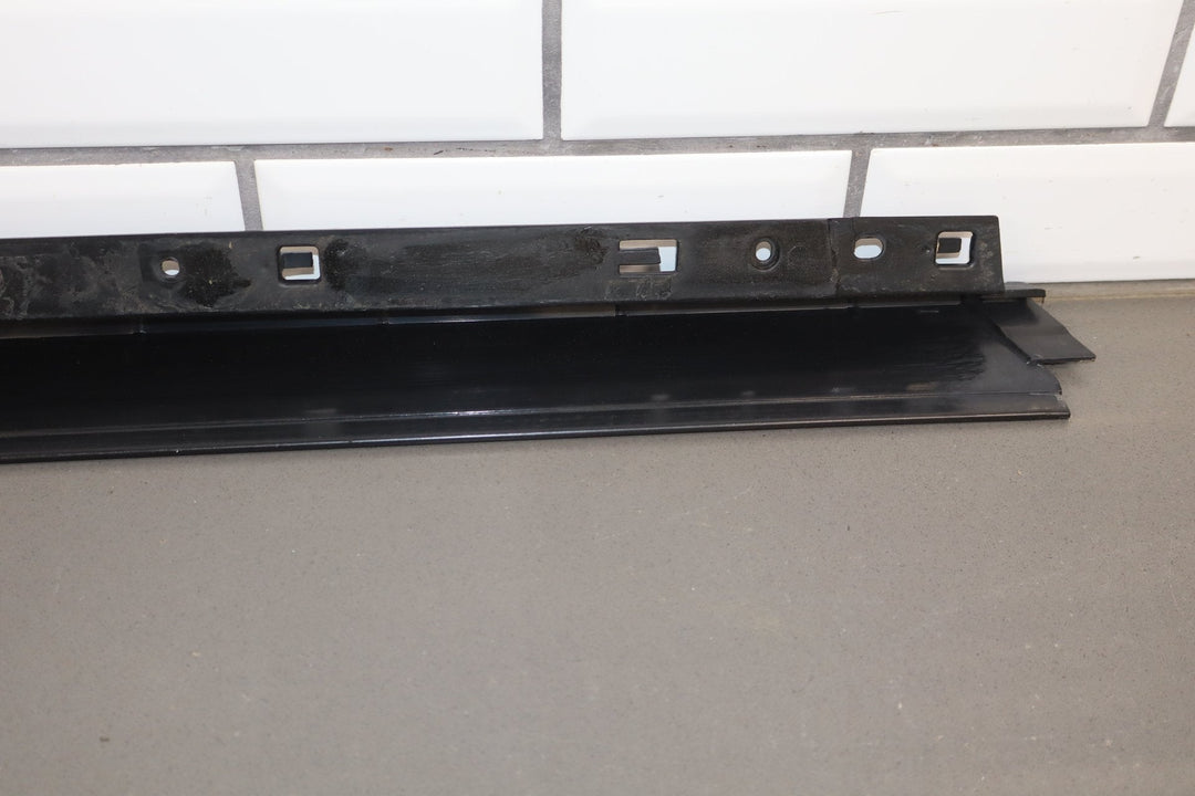 2003 - 2009 Hummer H2 SUV Passenger Right Front Roof Molding 15241412