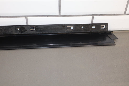 2003 - 2009 Hummer H2 SUV Passenger Right Front Roof Molding 15241412