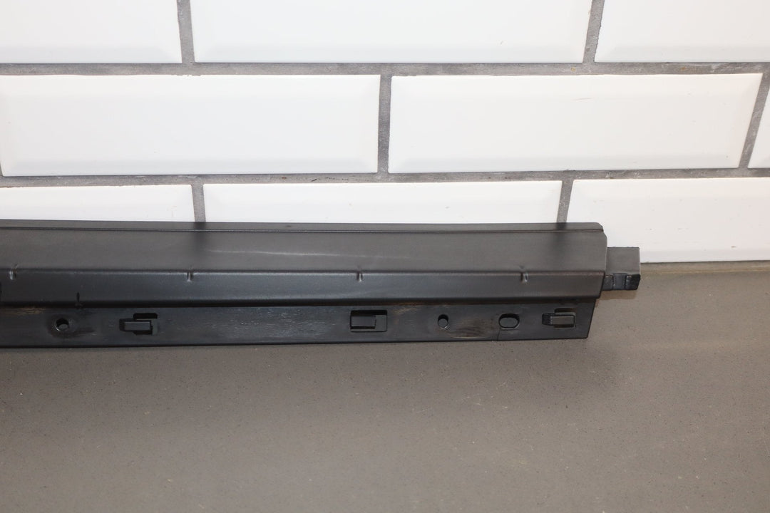 2003 - 2009 Hummer H2 SUV Passenger Right Front Roof Molding 15241412