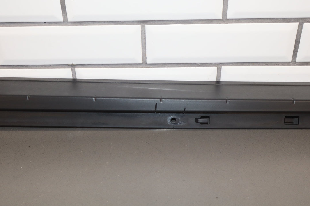 2003 - 2009 Hummer H2 SUV Passenger Right Front Roof Molding 15241412