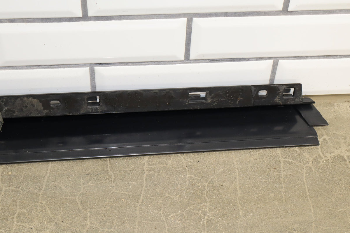 2003-2009 Hummer H2 SUV Passenger Right Front Roof Molding 15241412