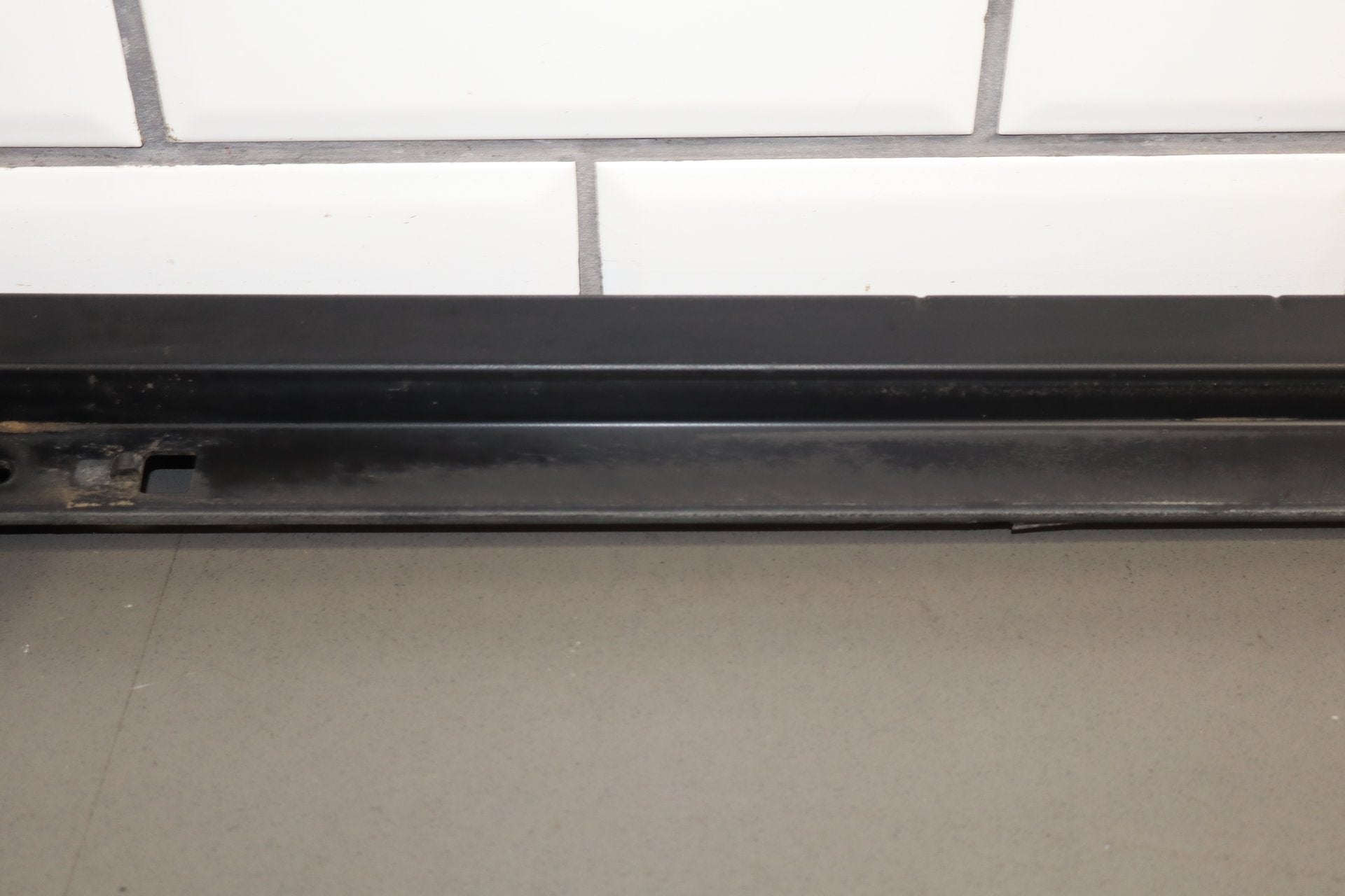 2003-2009 Hummer H2 SUV Passenger Right Front Roof Molding 15241412