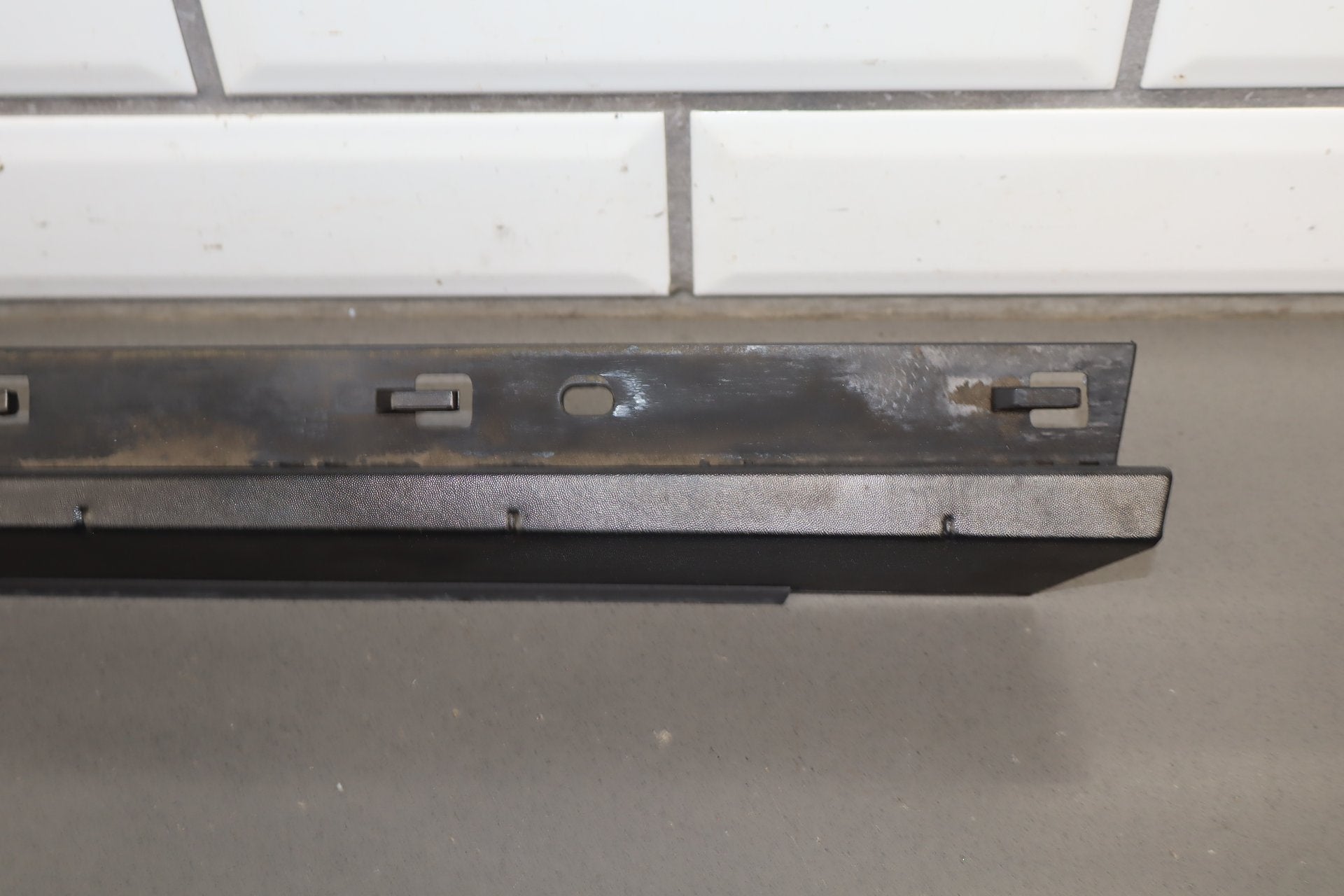 2003-2009- Hummer H2 SUV Passenger Right Rear Roof Molding