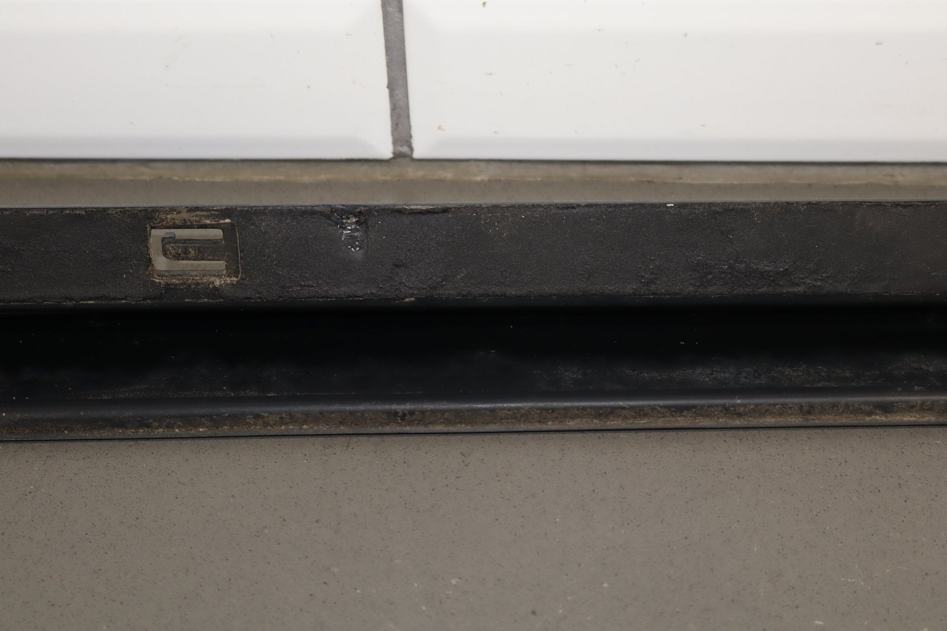 2003-2009 Hummer H2 SUV Passenger Right Rear Roof Molding