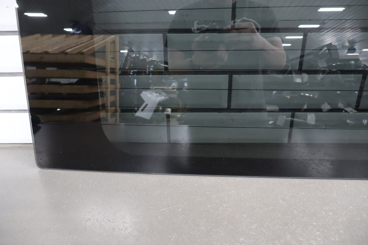 2003-2009 Hummer H2 SUV Rear Back Window Glass 15772337