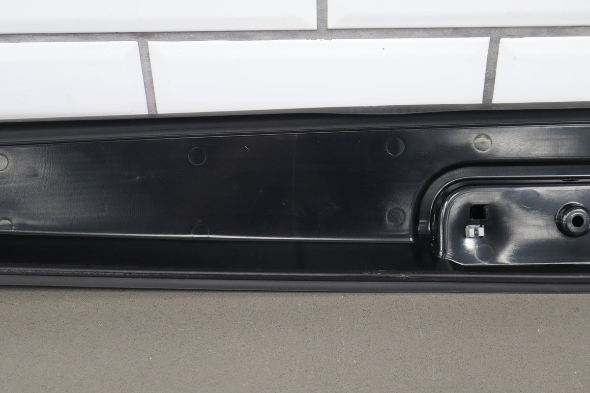 2003-2009 Hummer H2 SUV - Tailgate Upper Spoiler 15114966