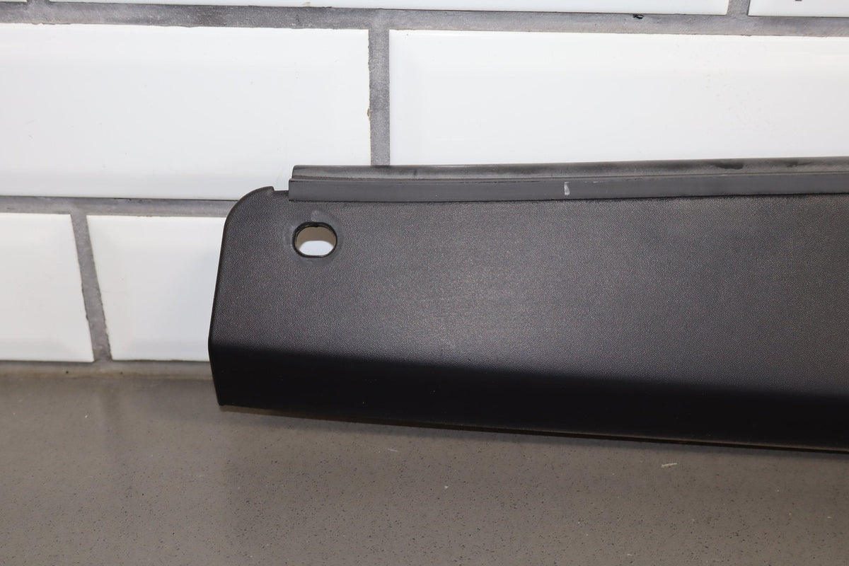 2003-2009 Hummer H2 SUV- Tailgate Upper Spoiler 15114966