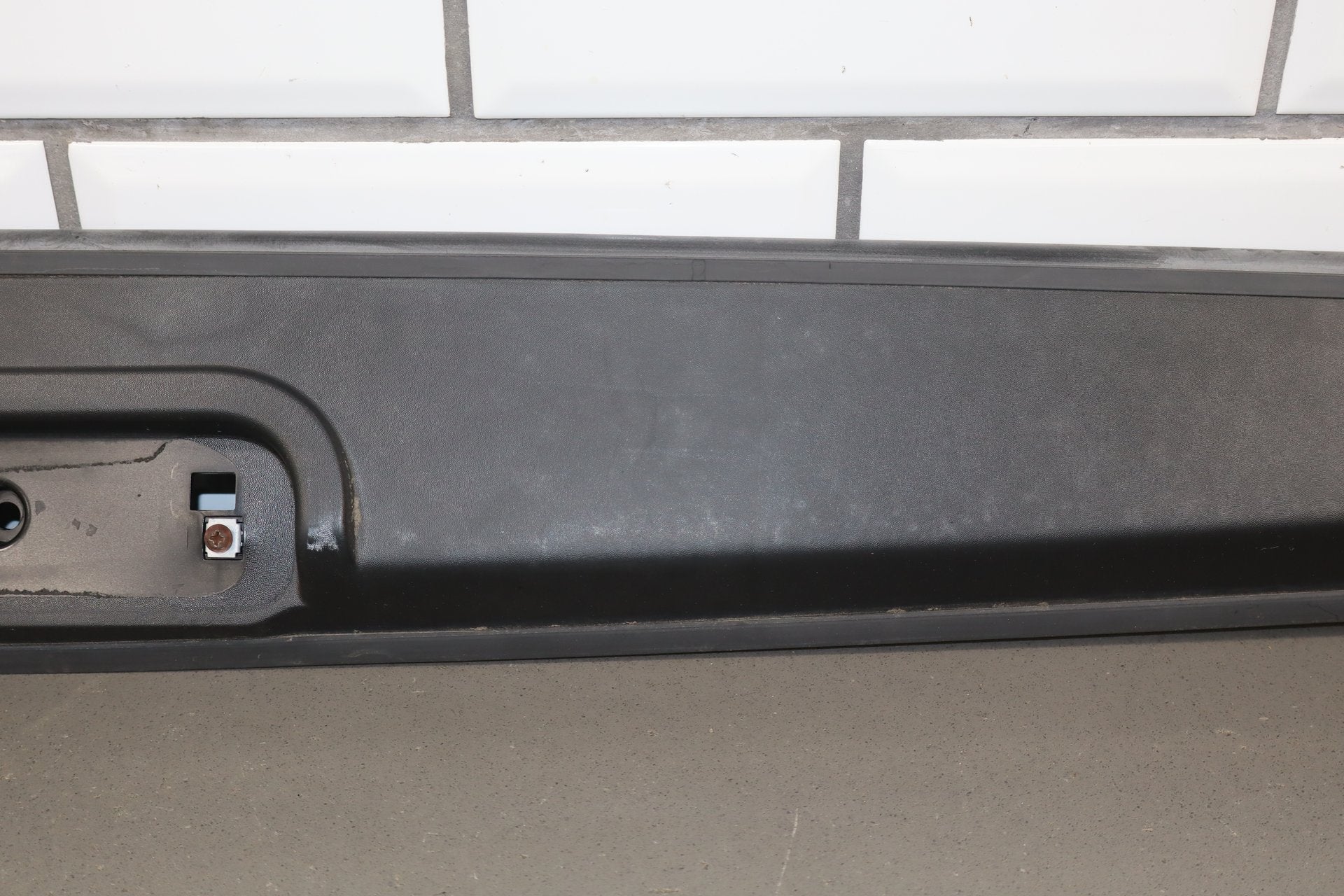 2003-2009 Hummer H2 SUV- Tailgate Upper Spoiler 15114966