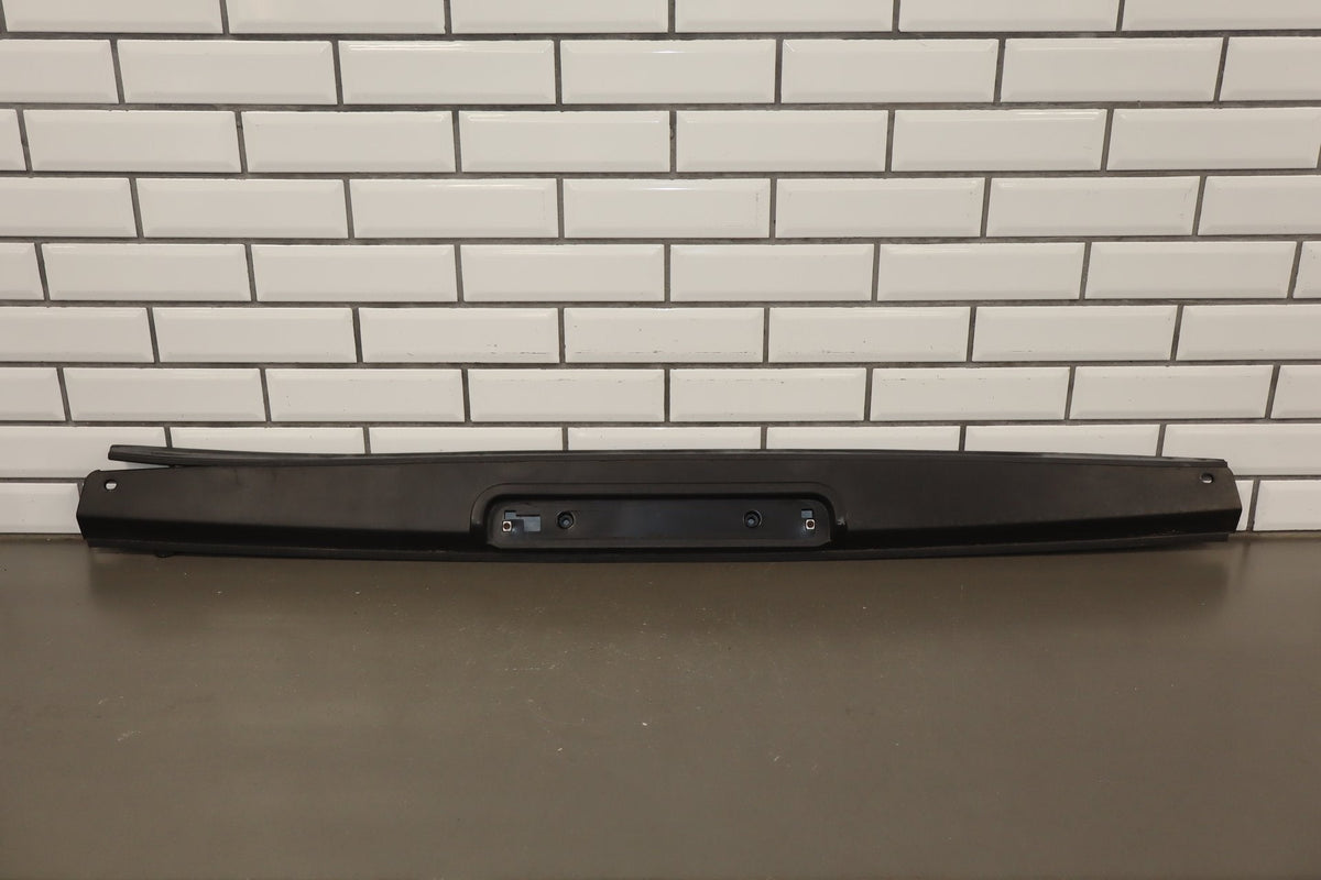 2003-2009 Hummer H2 SUV- Tailgate Upper Spoiler 15114966