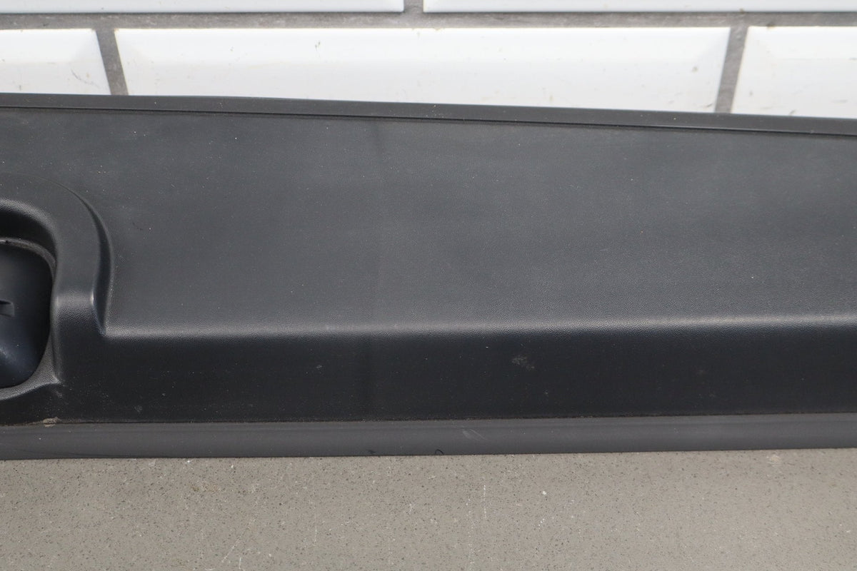 2003-2009 Hummer H2 SUV - Tailgate Upper Spoiler 15114966