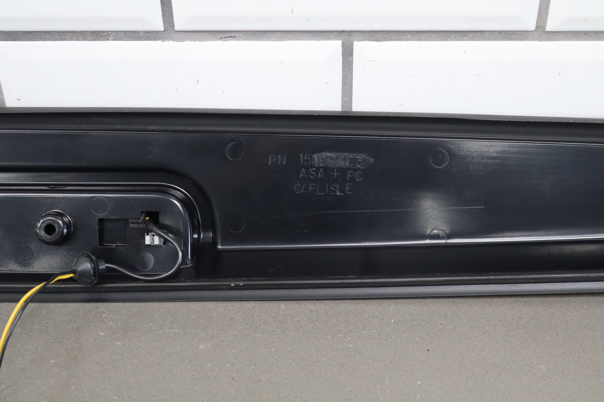 2003-2009 Hummer H2 SUV - Tailgate Upper Spoiler 15114966