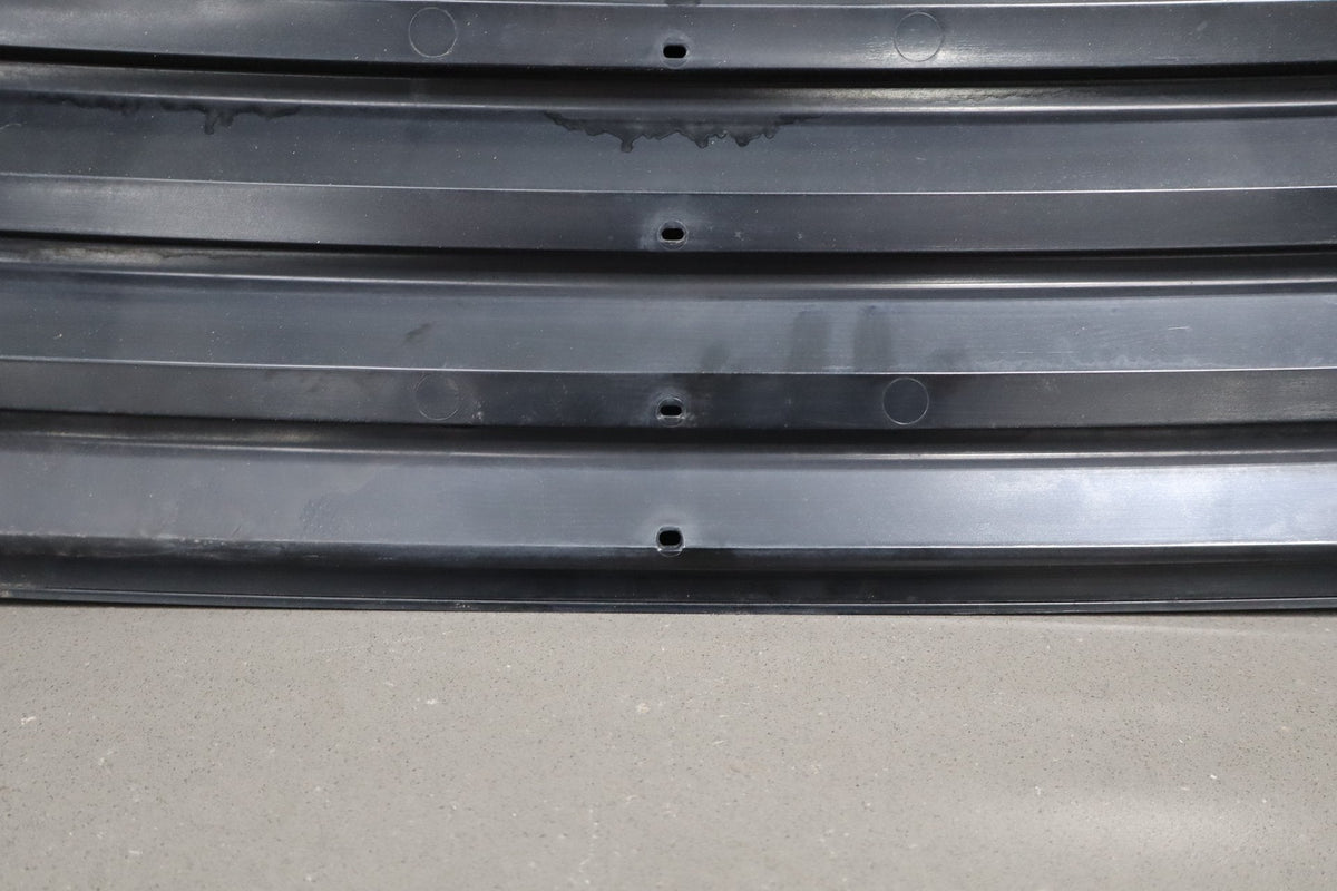 2003-2009 Hummer H2 Upper Hood Grille- No Handles
