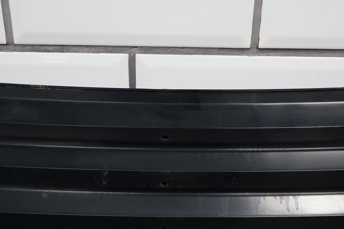 2003-2009 Hummer H2 Upper Hood Grille- No Handles