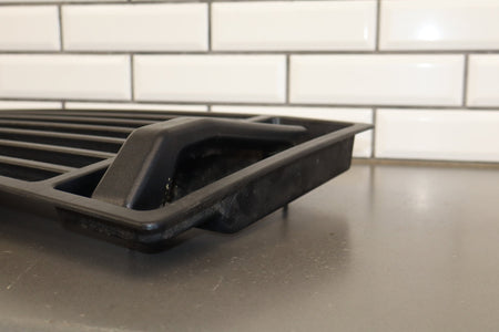 2003-2009 Hummer H2 Upper Hood Grille- No Handles
