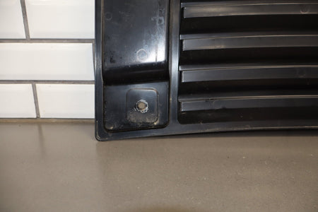 2003-2009 Hummer H2 Upper Hood Grille- No Handles