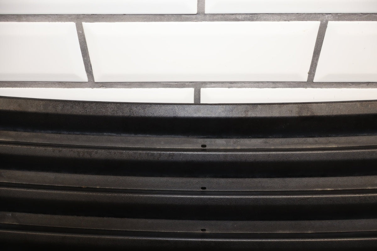 2003-2009 Hummer H2 Upper Hood Grille- No Handles