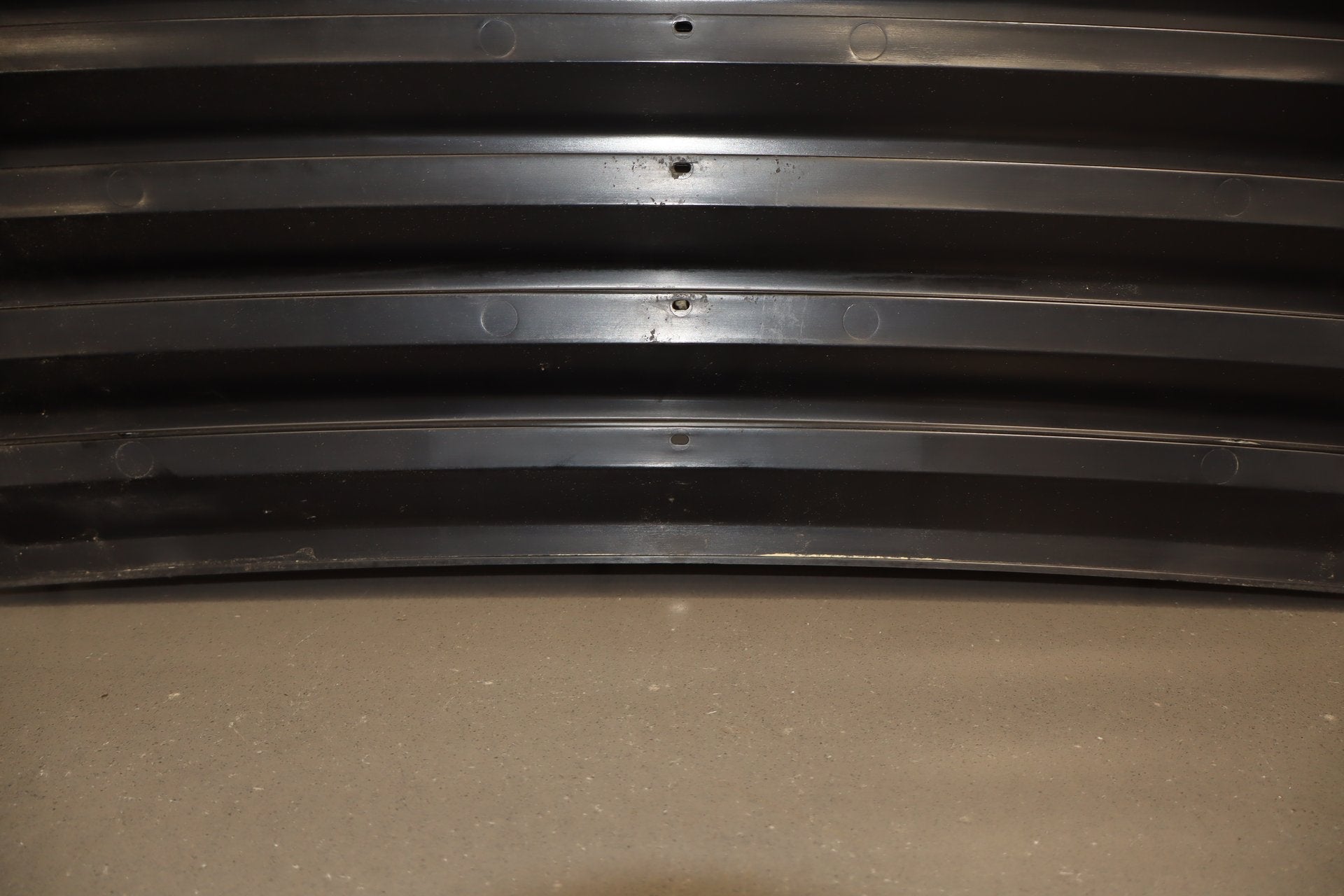 2003-2009 Hummer H2 Upper Hood Grille- No Handles